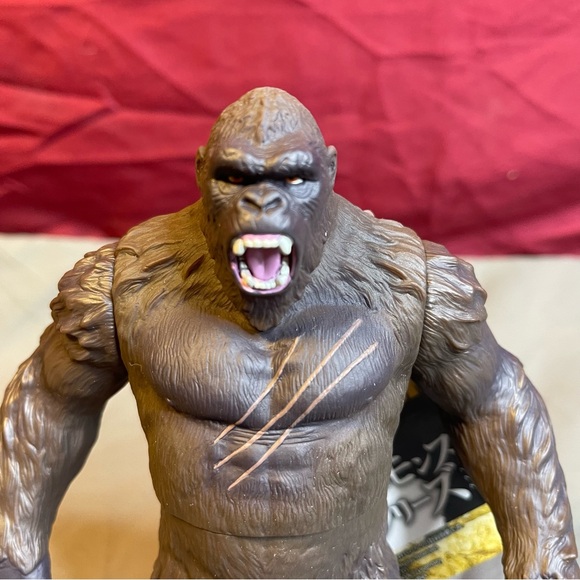 Bandai Monster Series Monsterverse Godzilla VS Kong 2021 King Kong Figurine - Picture 2 of 8